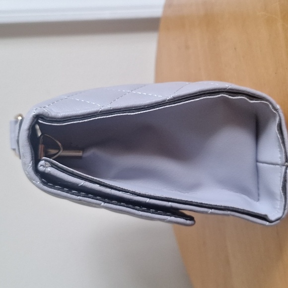 Purplish Gray Quilted Bag - Picture 3 of 6